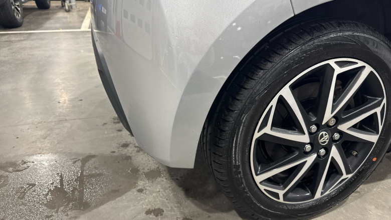 Toyota Yaris 1.5 Hybrid Design 5dr CVT Hybrid Hatchback